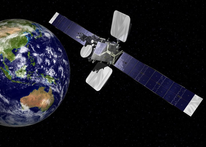 SPAC Satellite Intelsat 18 lg 3
