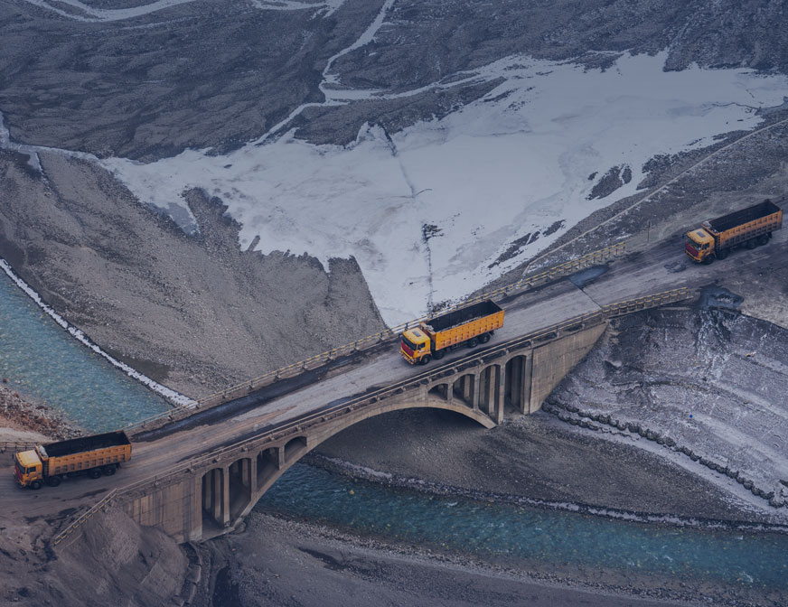 flexmove connected truck crossing bridge