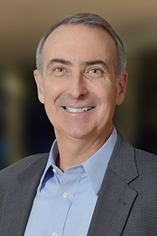 Head shot of Intelsat CEO Stephen Spengler