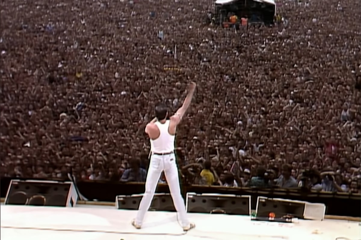 Queen's Freddie Mercury singing at Live Aid