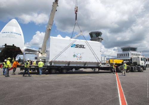VA232 Arrivee intelsat-36 CU2 a felix eboue le 25/07/2016